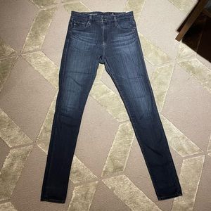 Like New AG Farrah Skinny Jeans